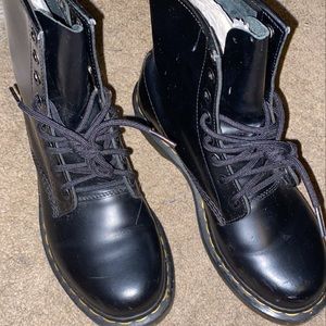 Dr.Martens